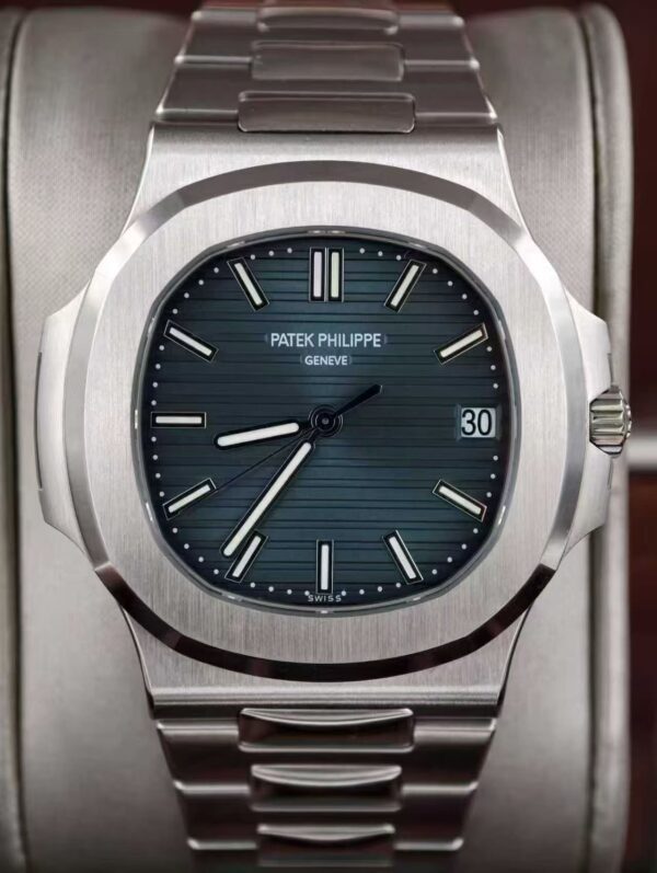 Patek Philippe Nautilus 5711 1:1 Best Edition Blue Dial on SS Bracelet  324 Super Clone
