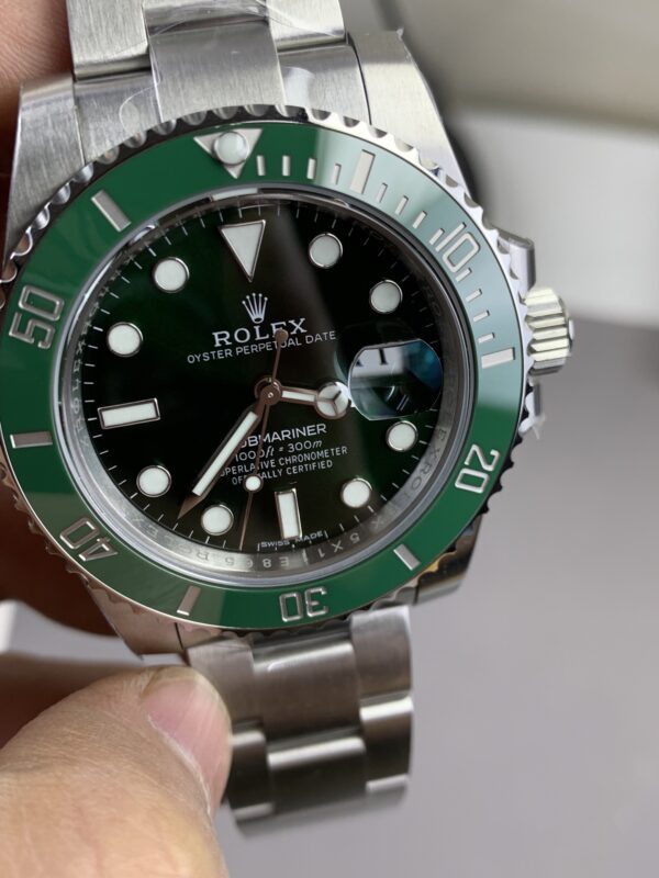 Submariner 116610 LV Green Ceramic 1:1 Best Edition 904L Steel on SS Bracelet DD3135