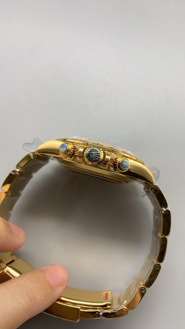Daytona Cosmograph Daytona 40mm Yellow Gold Green 4130Movement