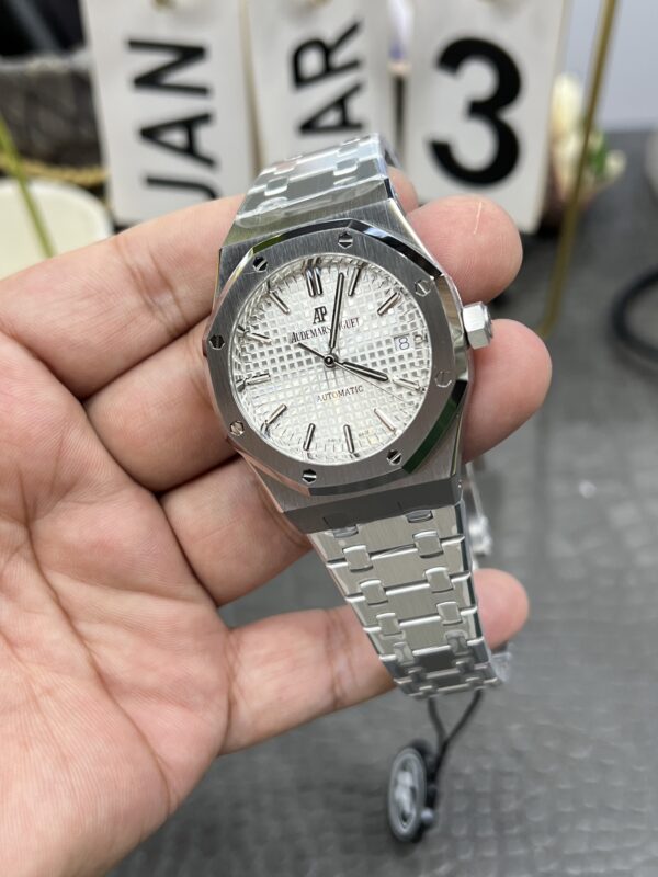 Audemars Piguet  Royal Oak 15400 1:1 Best Edition white Dial on  Bracelet SA3120 Super Clone