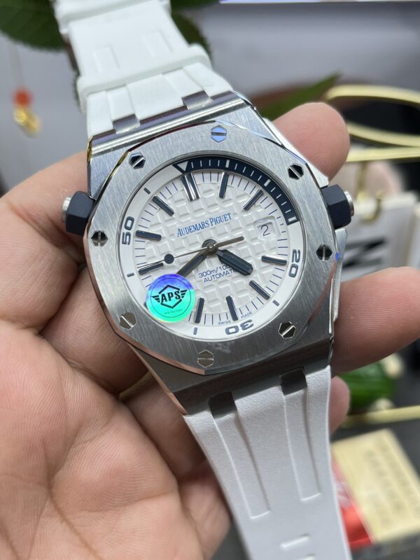 Audemars Piguet Royal Oak Offshore Diver 15710  1:1 Best Edition  whiteDial on white Rubber Strap  SA3120 Super Clone
