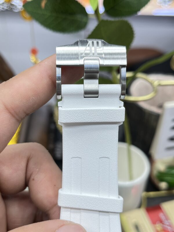 Audemars Piguet Royal Oak Offshore Diver 15710  1:1 Best Edition  whiteDial on white Rubber Strap  SA3120 Super Clone