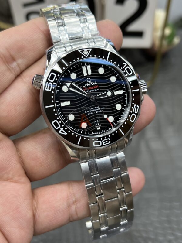 Omega Seamaster Diver 300M  1:1 Best Edition Black Ceramic Black Dial on SS Bracelet 8800 Super Clone