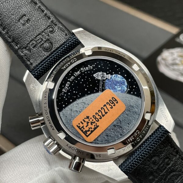 Omega Snoopy Sapphire Crystal White Dial on BLUE Nylon Strap Manual Winding Chrono Movement