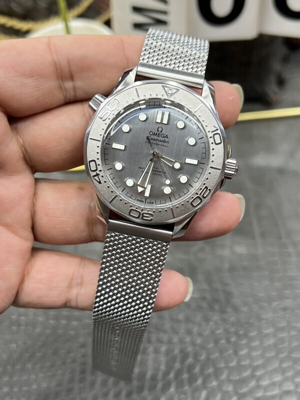Omega Seamaster 300M Diver SS  1:1 Best Edition Silver Dial on SS Mesh Bracelet 8806 Super Clone